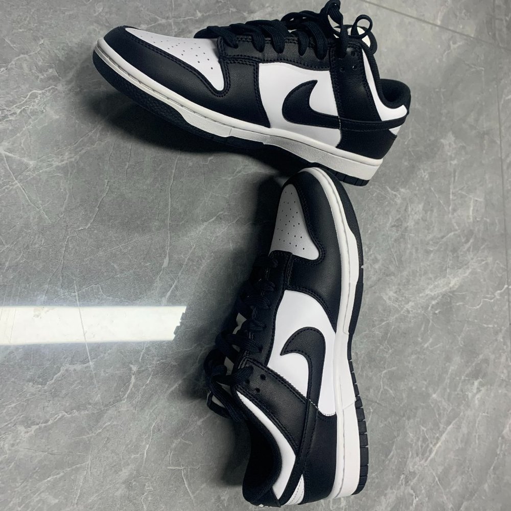 Classic Panda Dunk sneakers